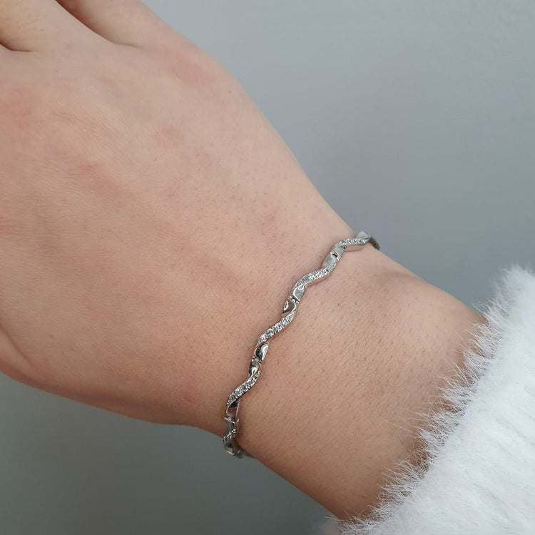 Armband vågig med cubic zirkonia