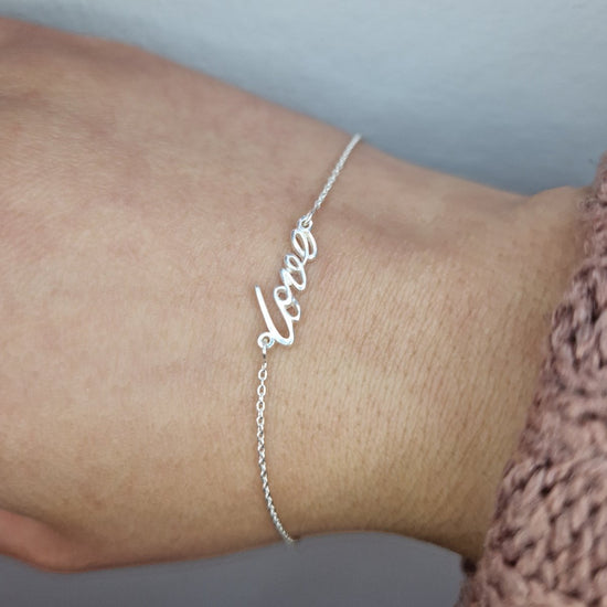 Armband Love i silver