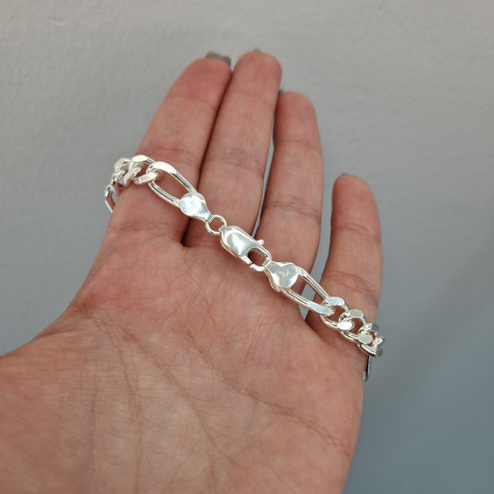 Kraftigt silver armband Figaro